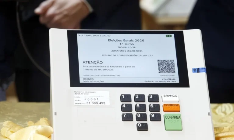 Cientistas brasileiros alertam para riscos de interferência estrangeira nas eleições