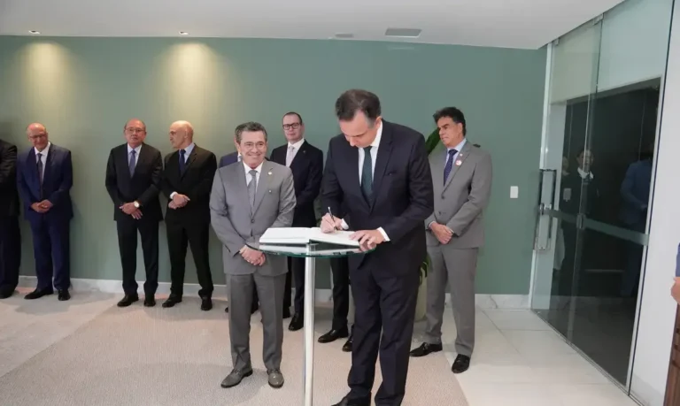 Rodrigo Pacheco assume posto de destaque no Tribunal de Contas da União