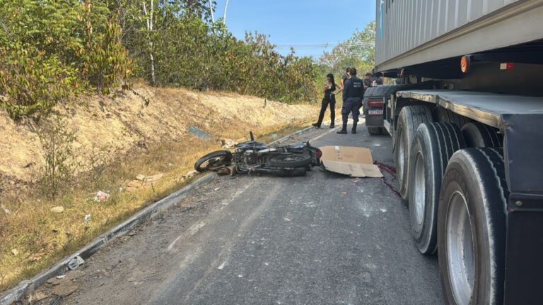 Motociclista morre após acidente com carreta no Distrito Industrial de Manaus