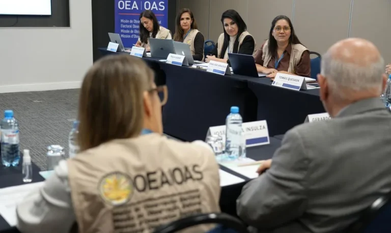 OEA aprova eleição no Brasil, mas alerta sobre desinformação e polarização