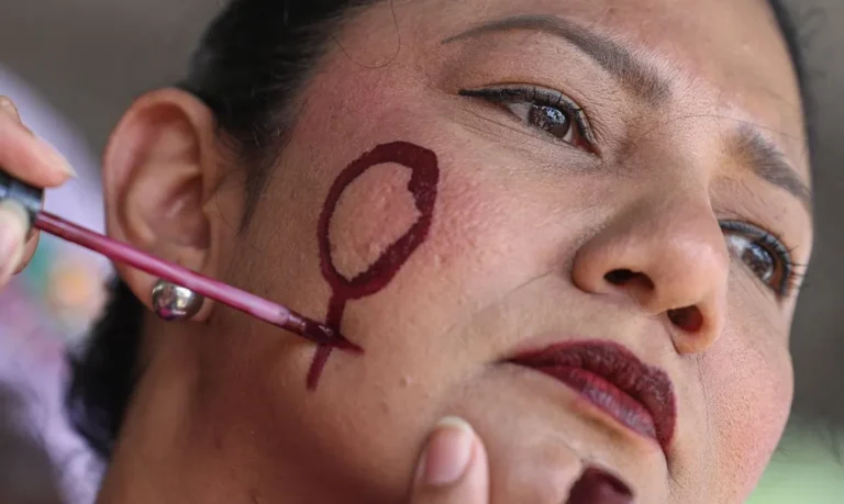 Violência política de gênero avança no Brasil em meio a mês de conscientização