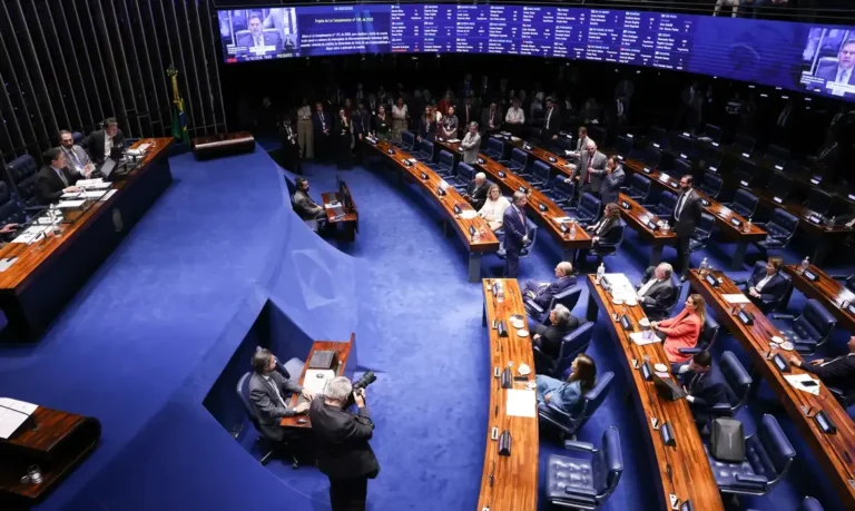 Senado aprova alívio para MEIs: teto de faturamento sobe e dívidas são perdoadas